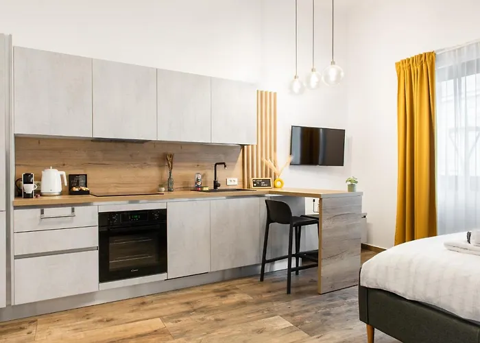 Clujstays In The Heart Of *